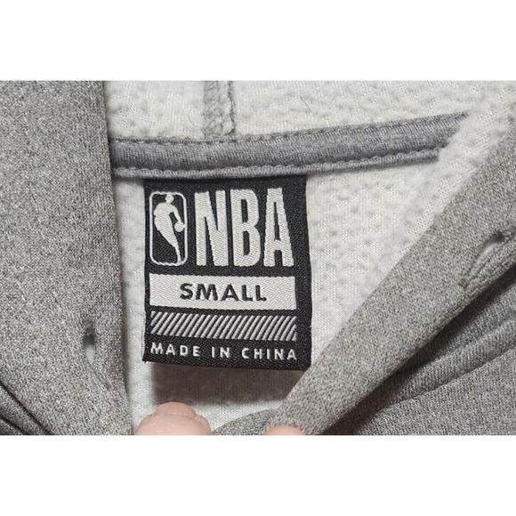 NBA Men's Hoodie Small Gray and White Pullover - Picture 4 of 4